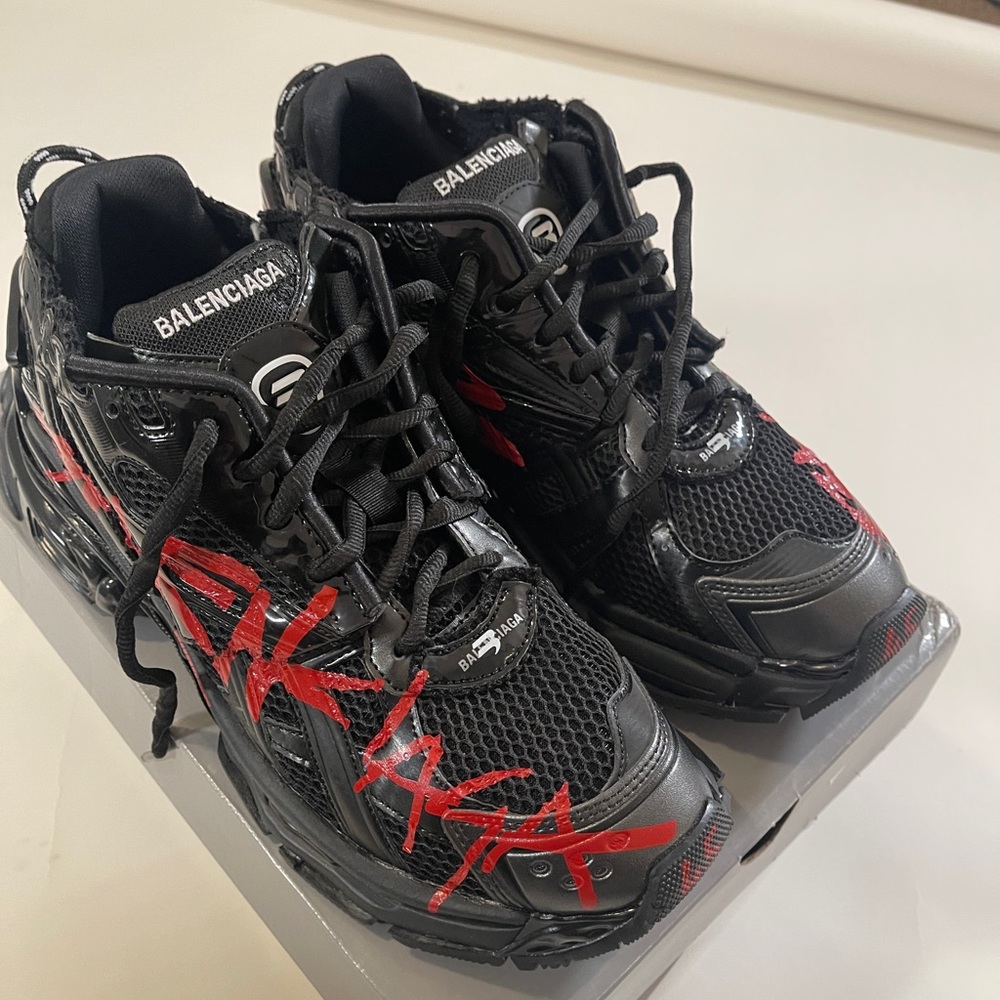 Balenciaga Runner Graffiti Sneaker Black